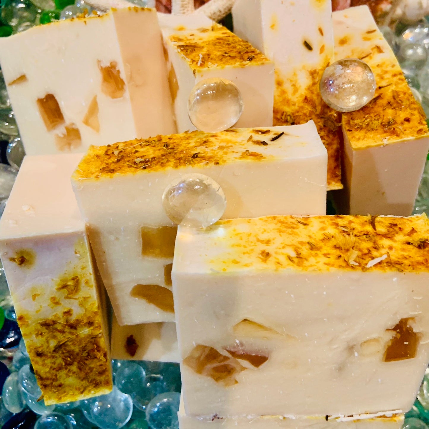 HEAVENLY HONESTLY (goat milk)